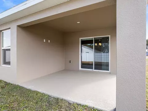Exterior - 6980 Twisting Pines Loop, Zephyrhills, FL 33541 photo 4 of 8