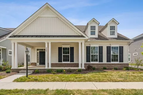 Exterior - 4533 Corsican Loop E, Hilliard, OH 43026 photo 10 of 19