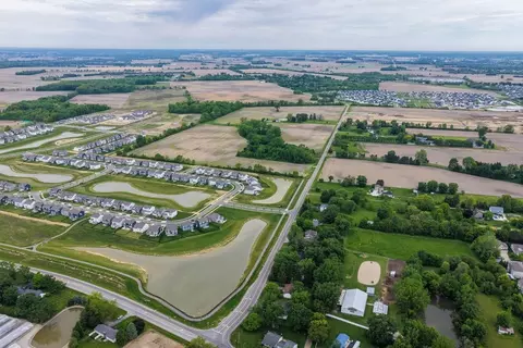 View/Area - 4533 Corsican Loop E, Hilliard, OH 43026 photo 8 of 11