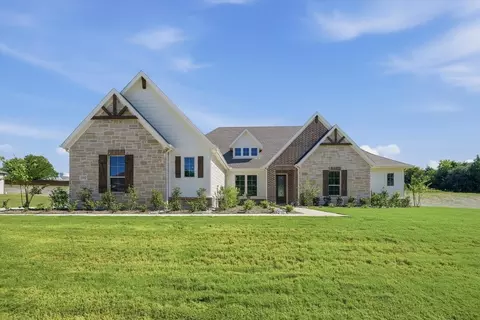 1002 Perrin Ln, Van Alstyne, TX 75495