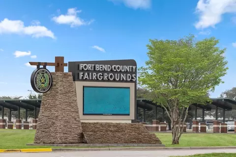 Exterior - 7115 Saddle Crest Way, Beasley, TX 77417 photo 6 of 6