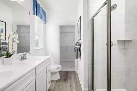 Bath - 2127 Summit Way SE, Washington, DC 20020 photo 5 of 5