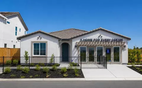 Exterior - 2014 Clover St, Discovery Bay, CA 94505 photo 2 of 2