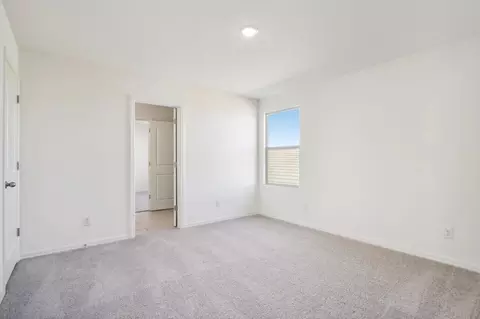 Bedroom - 6423 S 78th Ln, Phoenix, AZ 85043 photo 5 of 7