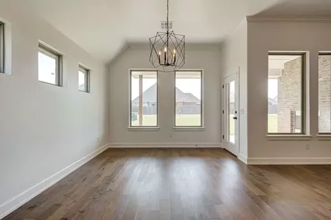 Dining - 7201 E Oakland St, Broken Arrow, OK 74014 photo 3 of 4