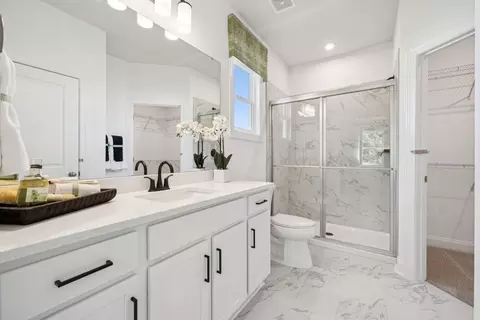 Bath - 22 Bramall Dr, Greer, SC 29651 photo 1 of 2