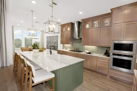 Kitchen - 334 Silver Sage St, Conroe, TX 77304 photo 2 of 3