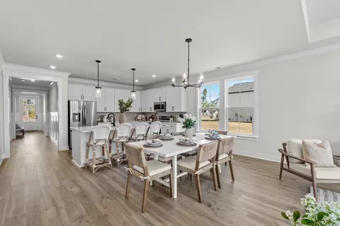 Dining - Huckleberry Lane, Conway, SC 29526 photo 2 of 4
