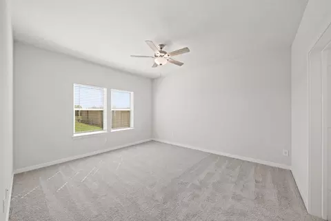 9752 Caney Bend Rd, Conroe, TX 77303 photo 4
