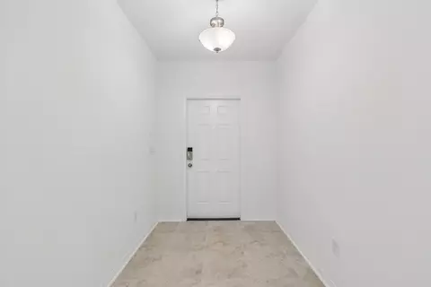 8437 Fox Den Cv, Lakeland, FL 33810
