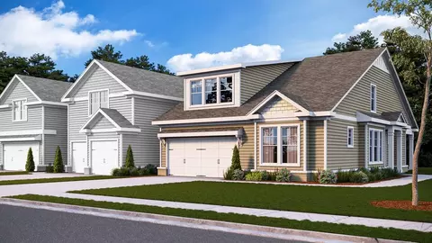 Exterior - 2212 Edwin Dr, Chesapeake, VA 23322 photo 5 of 11