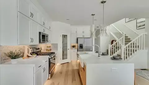 6803 S Mount Berry Rd, West Jordan, UT 84081