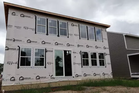Exterior - 111 Riverfield Run, Elyria, OH 44035 photo 2 of 5