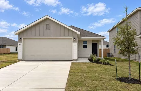454 White Heron Way, Marion, TX 78124