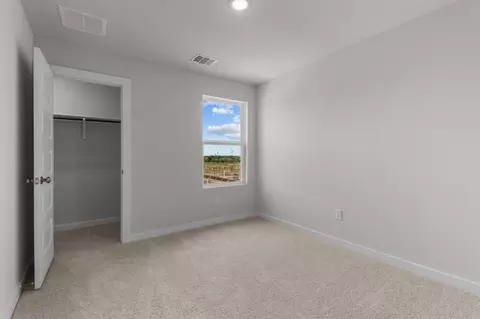 Bedroom - 5503 Franklin Hls, Von Ormy, TX 78073 photo 6 of 13