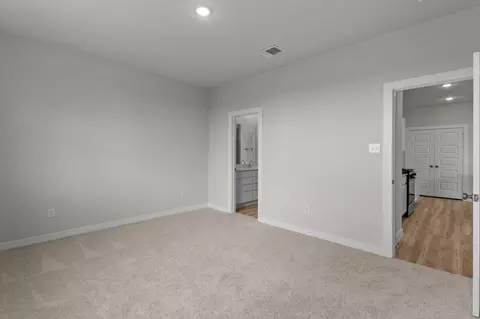 Bedroom - 5503 Franklin Hls, Von Ormy, TX 78073 photo 2 of 13