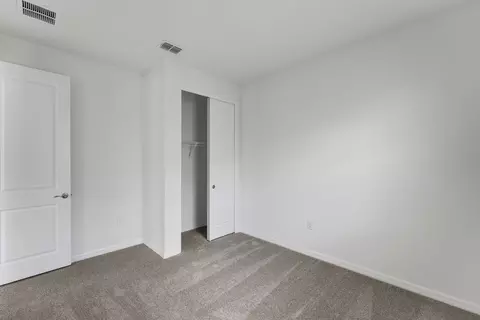 Bedroom - 7567 Sea Oak Ct, Parrish, FL 34219 photo 4 of 10