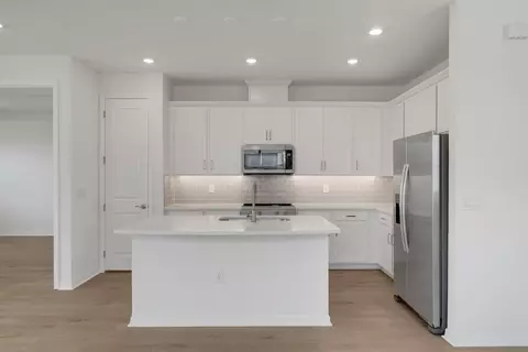 Kitchen - 7567 Sea Oak Ct, Parrish, FL 34219 photo 1 of 8