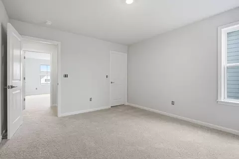 Bedroom - 552 Hydrangea St, Seneca, SC 29678 photo 7 of 7