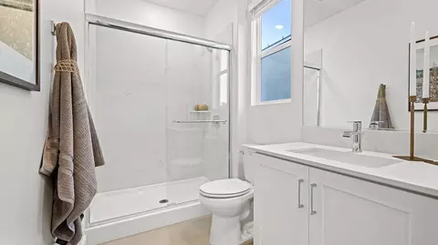 Bath - 10279 Shady Meadow Loop, Lakeside, CA 92040 photo 2 of 6