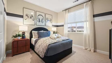 Bedroom - 10279 Shady Meadow Loop, Lakeside, CA 92040 photo 8 of 11