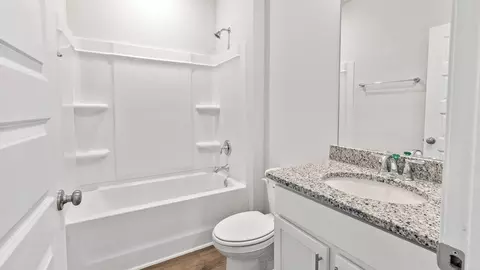 Bath - 11023 Elemis Dr, Daphne, AL 36526 photo 1 of 2
