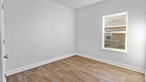 Bedroom - 11023 Elemis Dr, Daphne, AL 36526 photo 1 of 8
