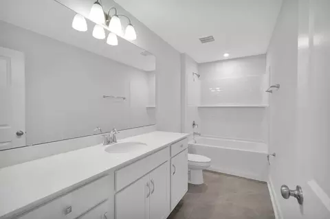 Bath - 37 Cypress Bluff Way, Saint Augustine, FL 32084 photo 2 of 3