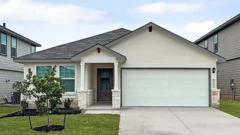 5751 Gray Moore, San Antonio, TX 78245