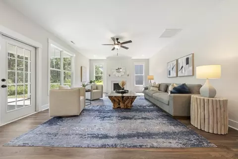 Living - Edens Lane, Hampstead, NC 28443 photo 1 of 2