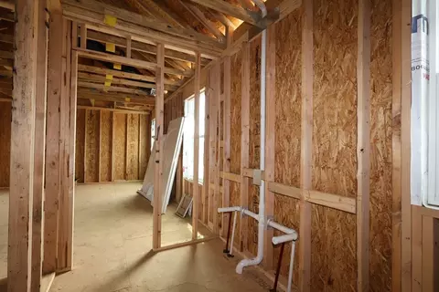 Entry Way - 1034 Dawsons Dr, Hebron, OH 43025 photo 1 of 3