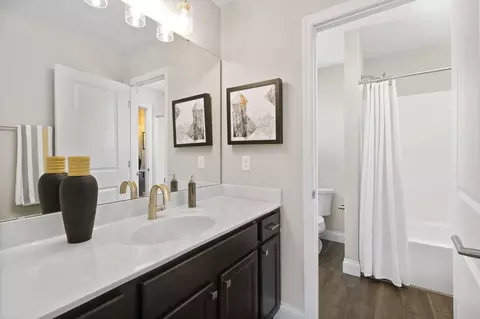 Bath - 236 Randlin Dr, O'fallon, MO 63367 photo 5 of 11