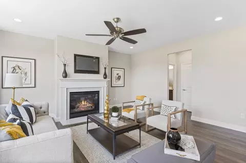 Living - 236 Randlin Dr, O'fallon, MO 63367 photo 1 of 5