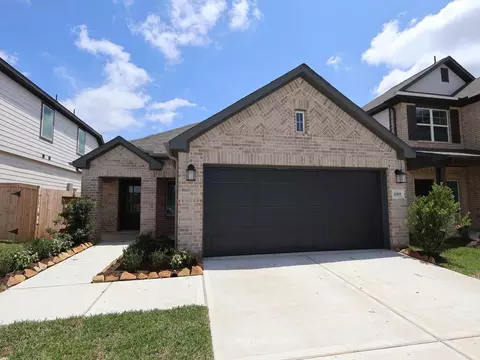 32519 Midsummer Dr, Fulshear, TX 77441