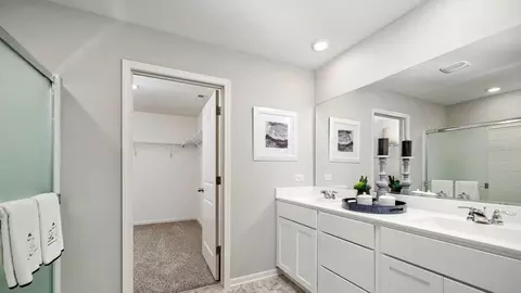 Bath - 2301 Legacy Pointe Blvd, Plainfield, IL 60586 photo 1 of 5