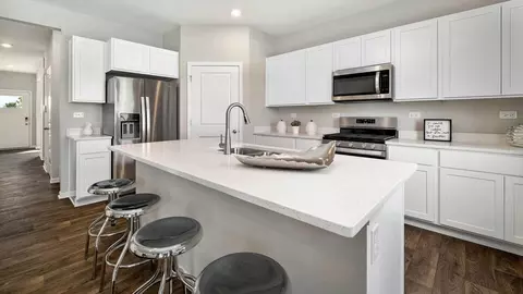 Kitchen - 2301 Legacy Pointe Blvd, Plainfield, IL 60586 photo 2 of 11