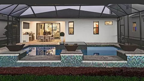 Exterior - 5035 Shade Forest Dr, Parrish, FL 34219 photo 8 of 15