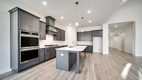Kitchen - 7253 Fairlawn Dr, Fairview, TN 37062 photo 6 of 17