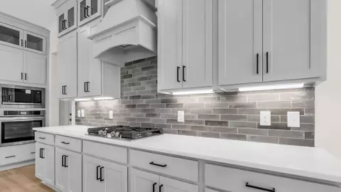 Kitchen - 7253 Fairlawn Dr, Fairview, TN 37062 photo 12 of 17