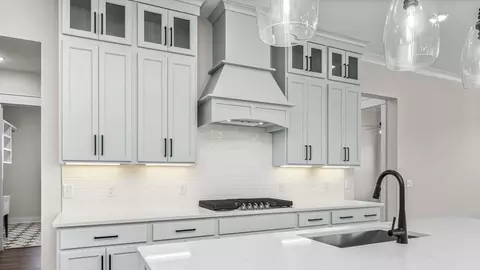 Kitchen - 7253 Fairlawn Dr, Fairview, TN 37062 photo 10 of 17