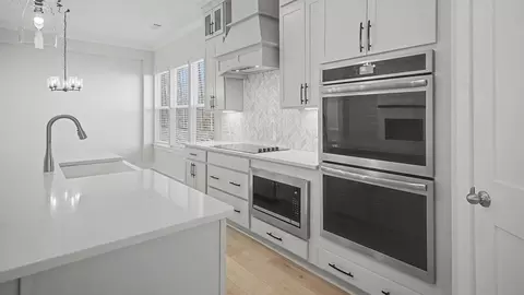 Kitchen - 7253 Fairlawn Dr, Fairview, TN 37062 photo 14 of 17