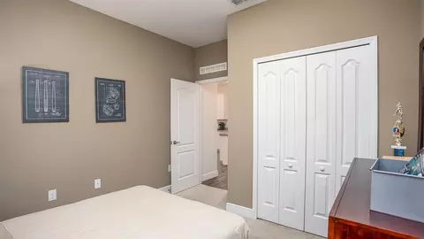 Bedroom - 14055 Spring Hill Dr, Spring Hill, FL 34609 photo 1 of 6