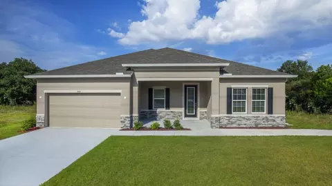 Exterior - 14055 Spring Hill Dr, Spring Hill, FL 34609 photo 5 of 13