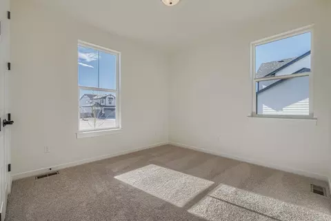 Bedroom - 2093 Falling Leaf, Windsor, CO 80550 photo 5 of 11