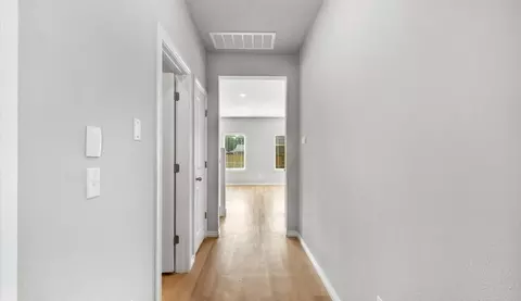 Entry Way - Closing Out, Springdale, AR 72764 photo 1 of 3