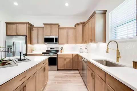 Kitchen - 6010 Overcup Dr, Lumberton, TX 77657 photo 2 of 3