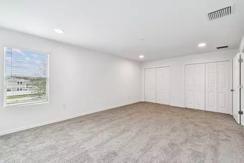 Bedroom - 12979 Castle Oaks Dr, Hudson, FL 34669 photo 6 of 8