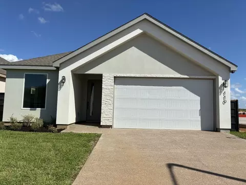 110 Canyon Lake Dr, Laredo, TX 78045