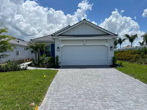3309 Porto Ln, Lakewood Ranch, FL 34211