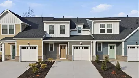 13 Thurlow Ct, Greenville, SC 29615